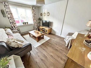 Living room- click for photo gallery